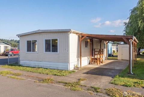 Photo of 4400 Ocean Beach Highway #33, Longview, WA 98632 (MLS # 2578656)
