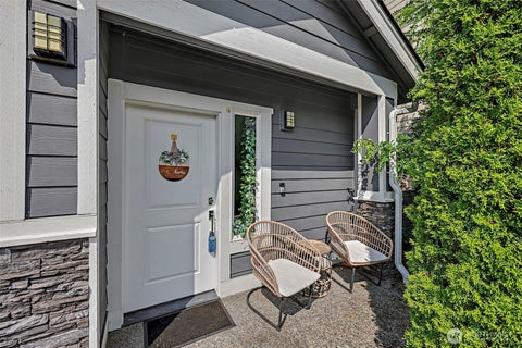 Photo of 2704 S 120th Place, Burien, WA 98168 (MLS # 2570197)