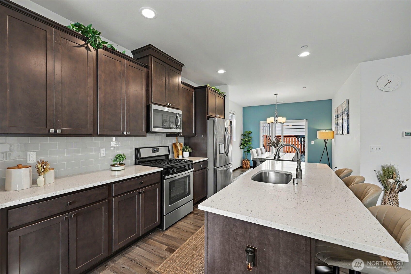 2704 S 120th Place