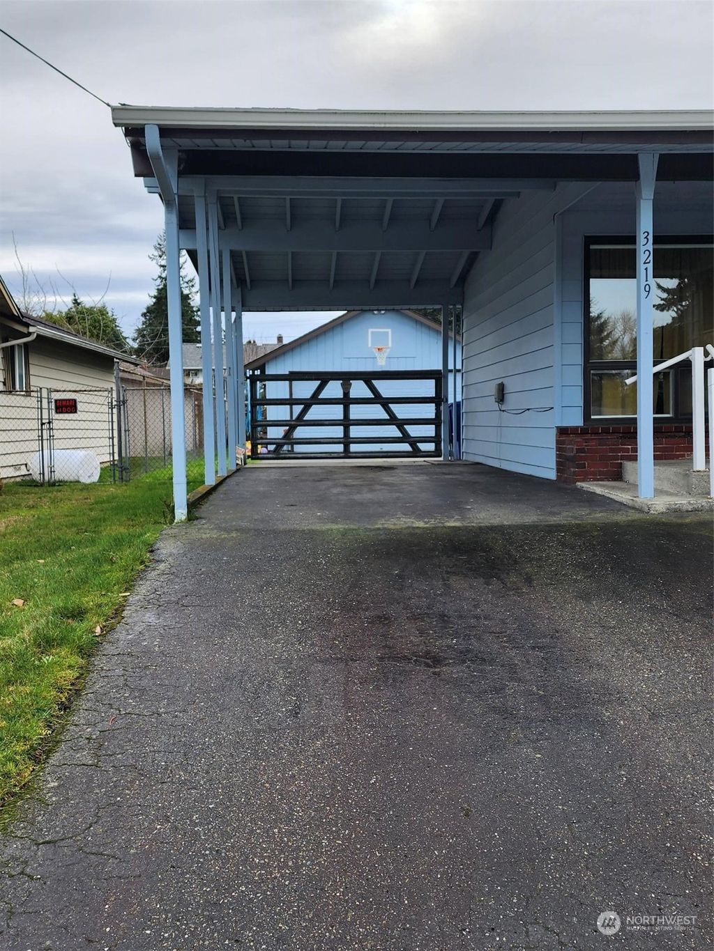 Photo of 3219 S 186th Street, SeaTac, WA 98188 (MLS # 2205516)