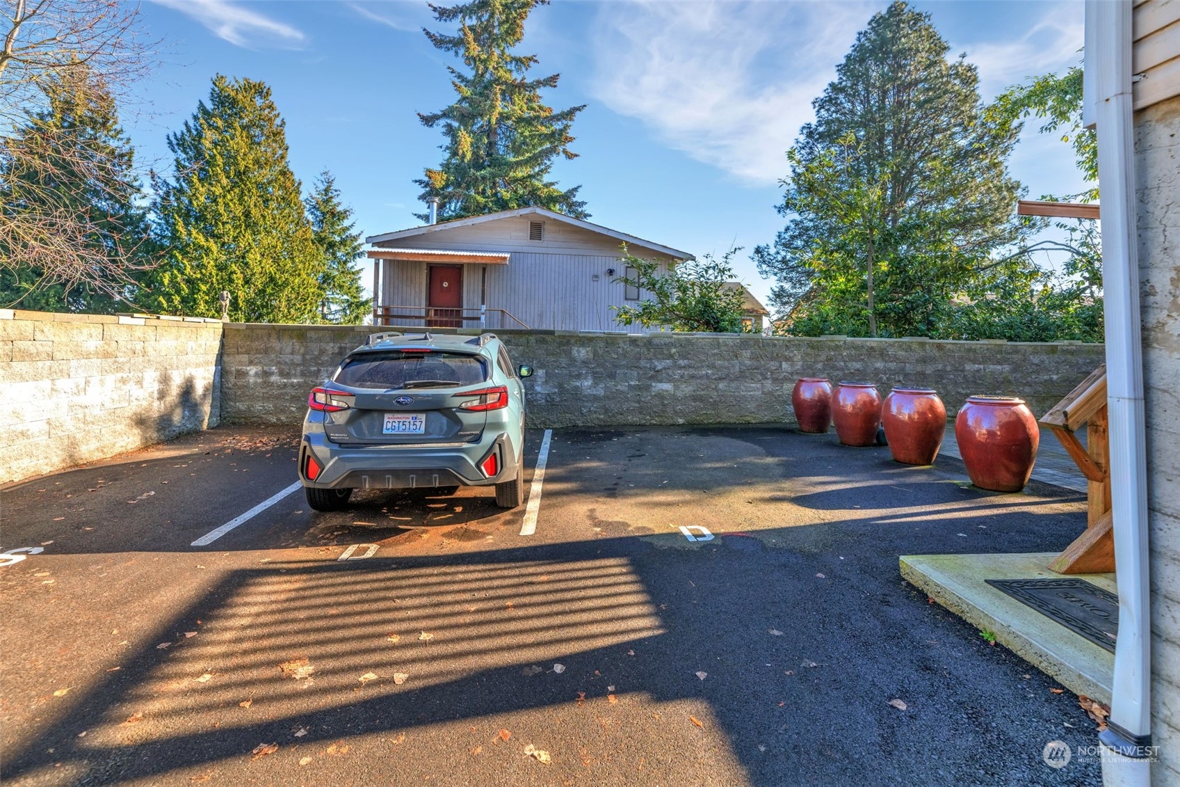 Seattle, Washington 98106, United States, 2 Bedrooms Bedrooms, ,2 BathroomsBathrooms,Residential,Pending,11574