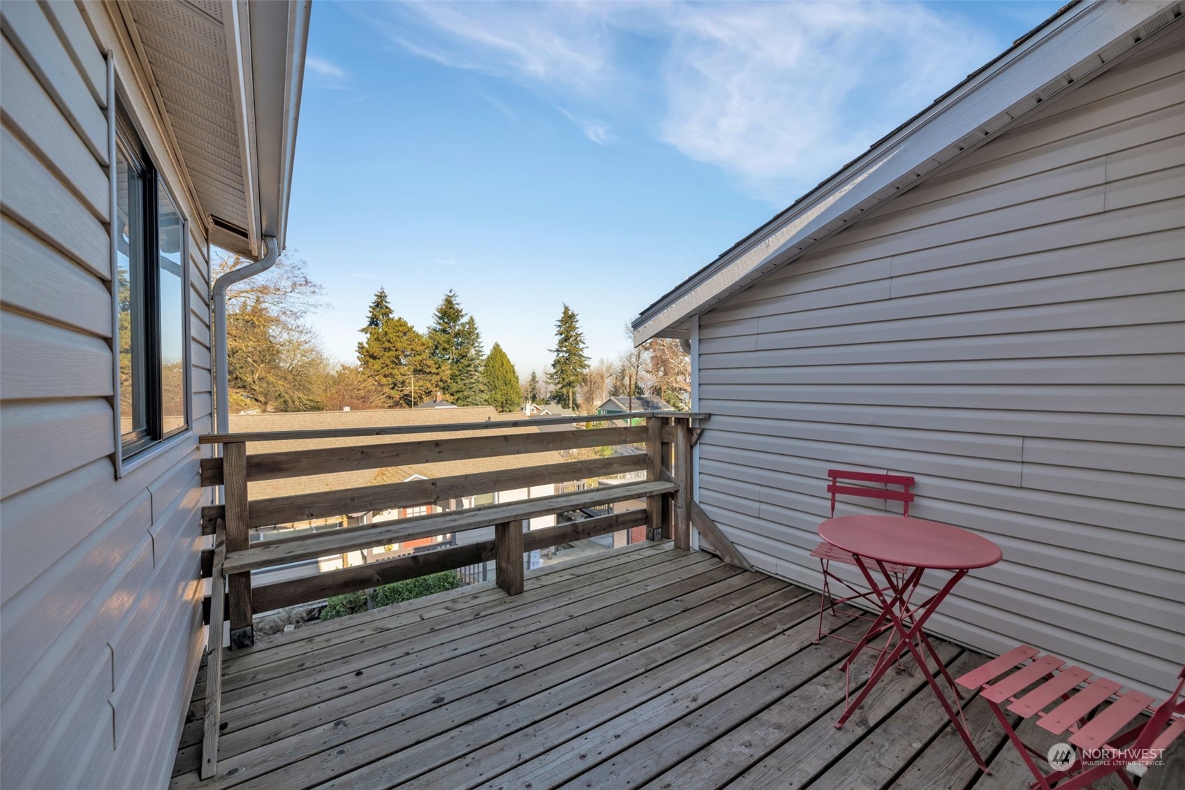 Seattle, Washington 98106, United States, 2 Bedrooms Bedrooms, ,2 BathroomsBathrooms,Residential,Pending,11574