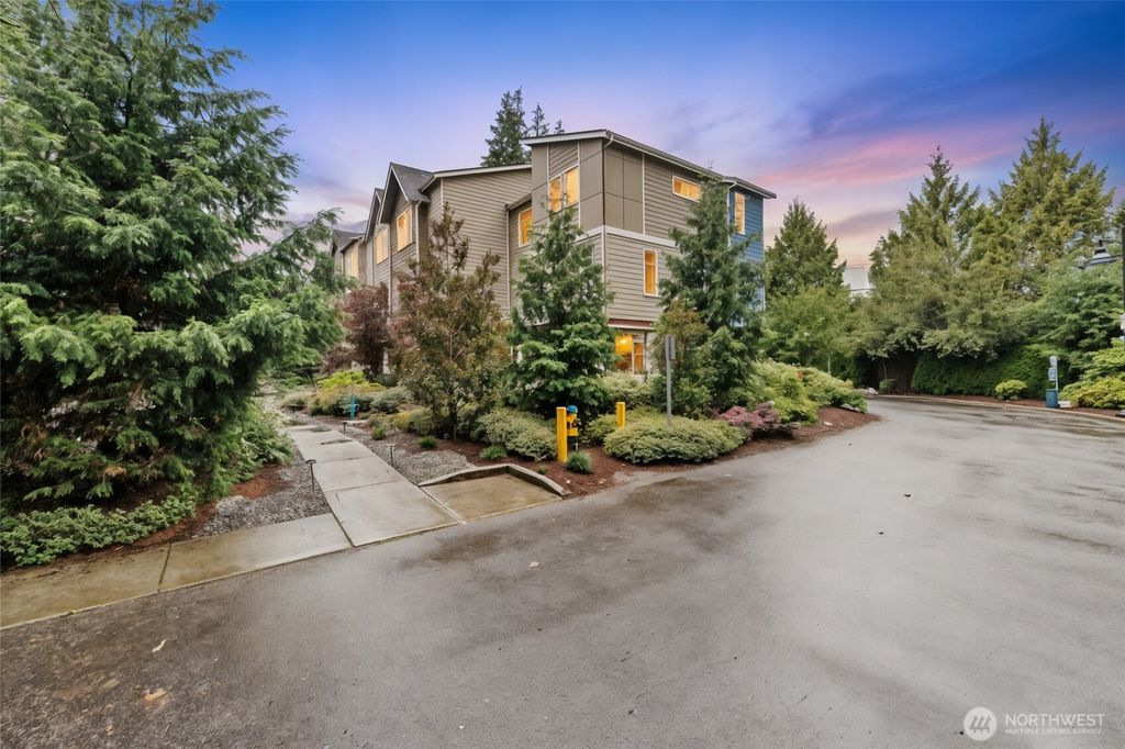 Photo of 12925 3rd Avenue SE #D3, Everett, WA 98208 (MLS # 2439646)