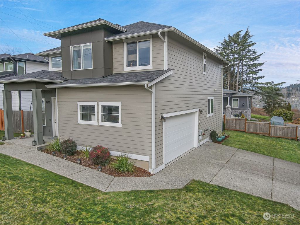 Photo of 1630 7th Street, Snohomish, WA 98290 (MLS # 2037804)