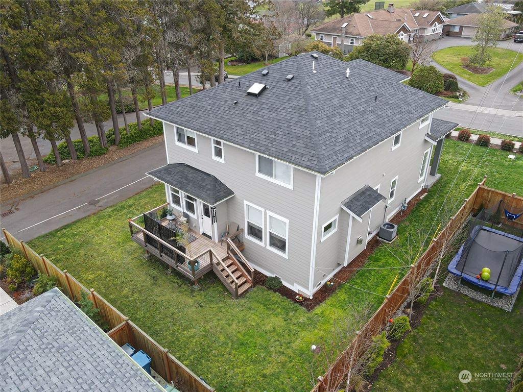 Photo of 1630 7th Street, Snohomish, WA 98290 (MLS # 2037804)