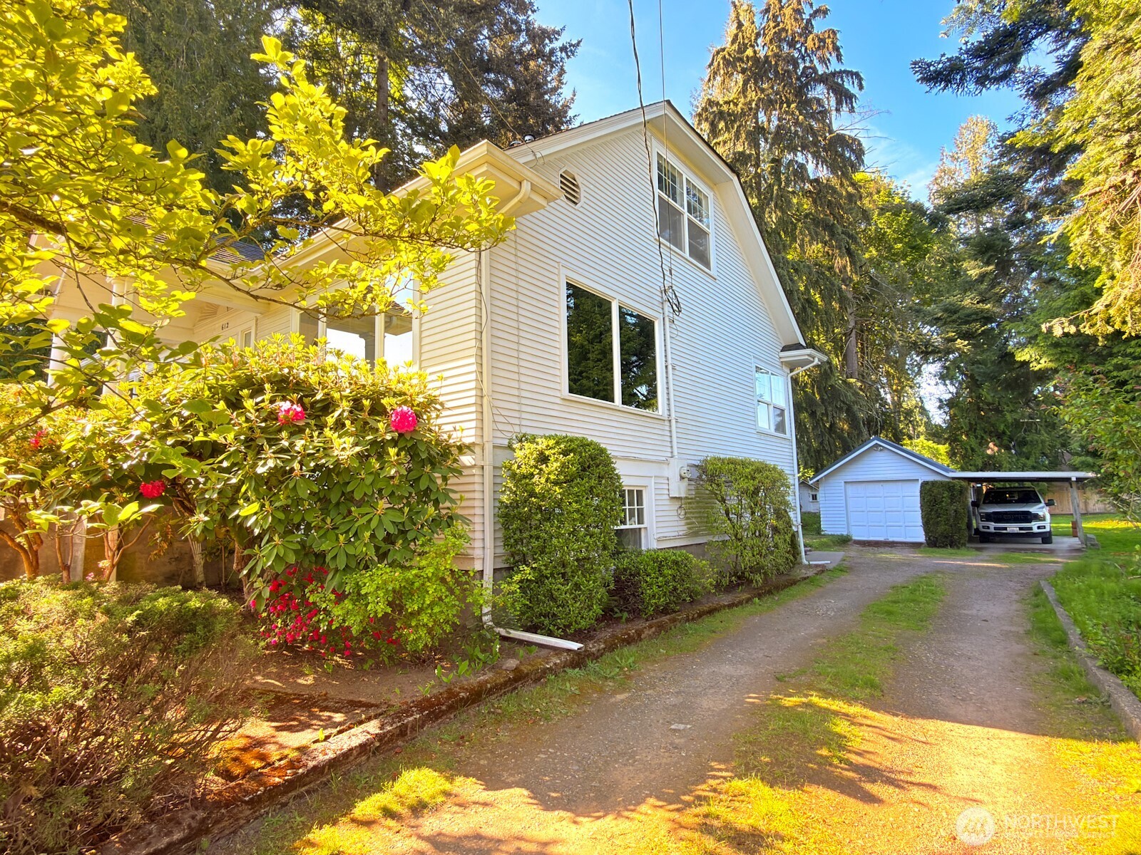 612 S 160th Street