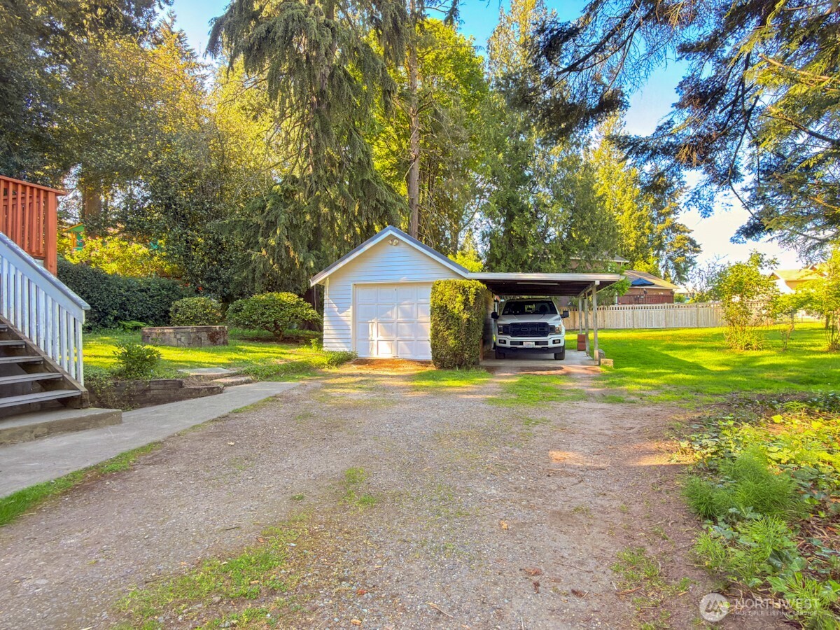612 S 160th Street