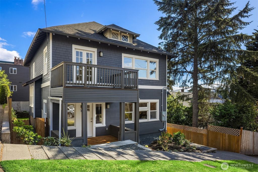 Photo of 1307 W Boston Street, Seattle, WA 98119 (MLS # 2531107)
