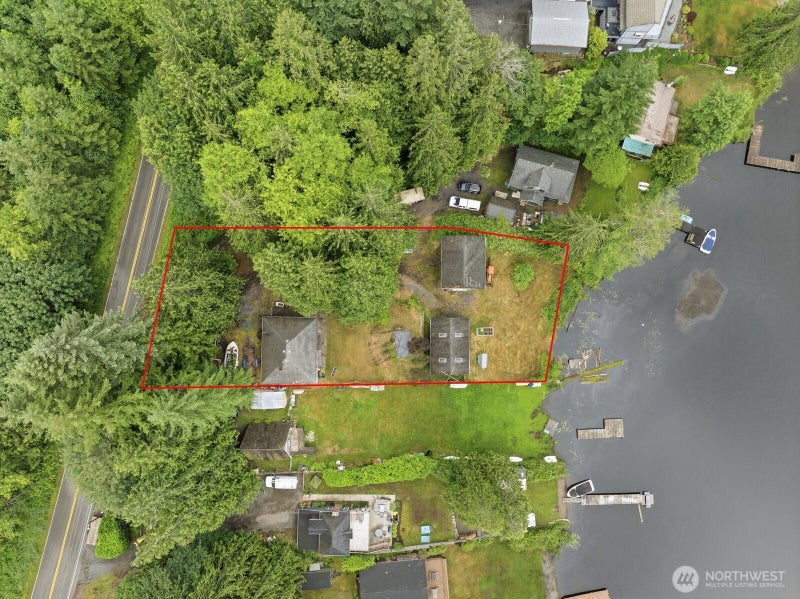 829 SW Lake Roesiger Road