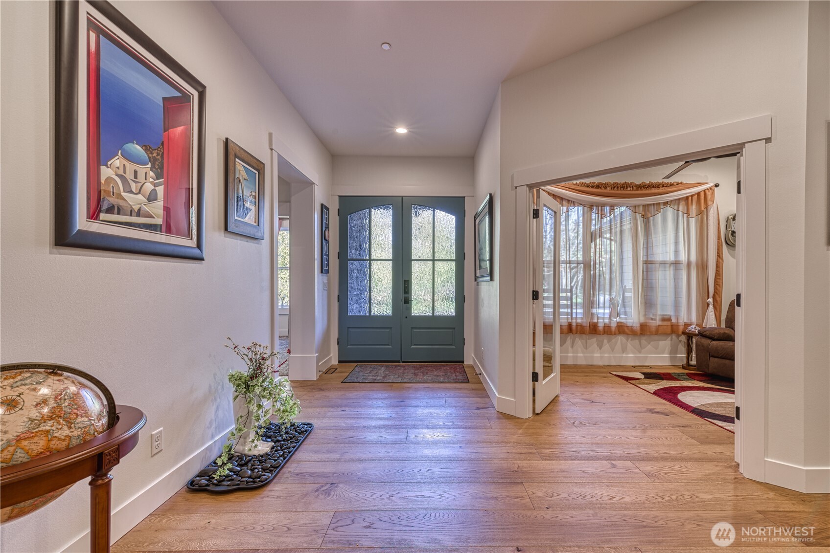 4 Crescent Valley Drive NW