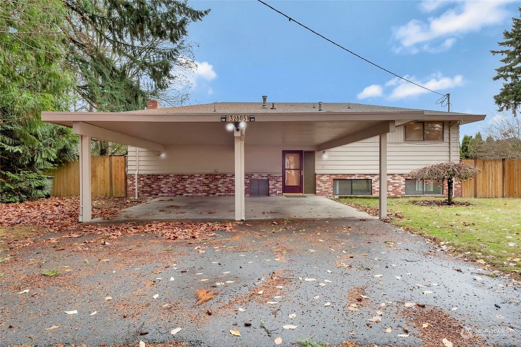 Photo of 32605 108th Place SE, Auburn, WA 98092 (MLS # 2057803)