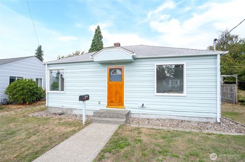 Photo of 4415 N 14th Street, Tacoma, WA 98406 (MLS # 2438222)