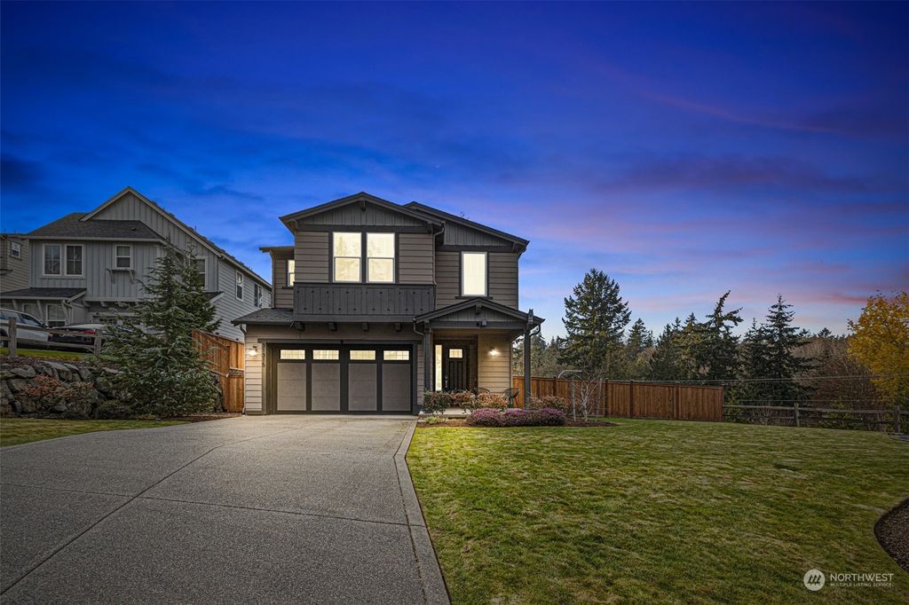 Photo of 31315 43rd Place SW, Federal Way, WA 98023 (MLS # 2314608)