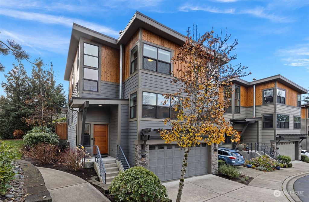 Photo of 12317 NE 84th Lane, Kirkland, WA 98033 (MLS # 2177785)