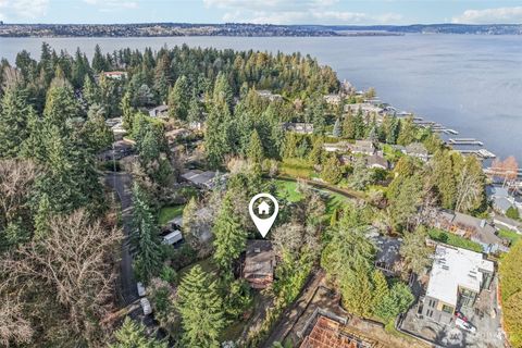 Photo of 7832 NE 32nd Street, Medina, WA 98039 (MLS # 2474637)