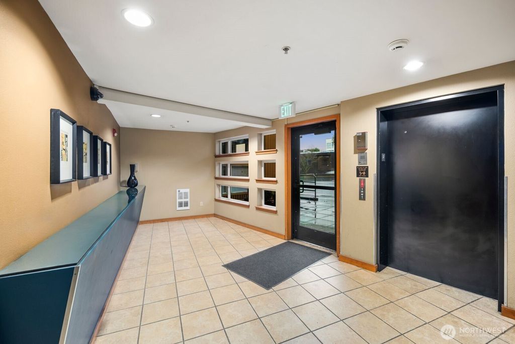 Photo of 4020 Aurora Avenue N #204, Seattle, WA 98103 (MLS # 2483906)