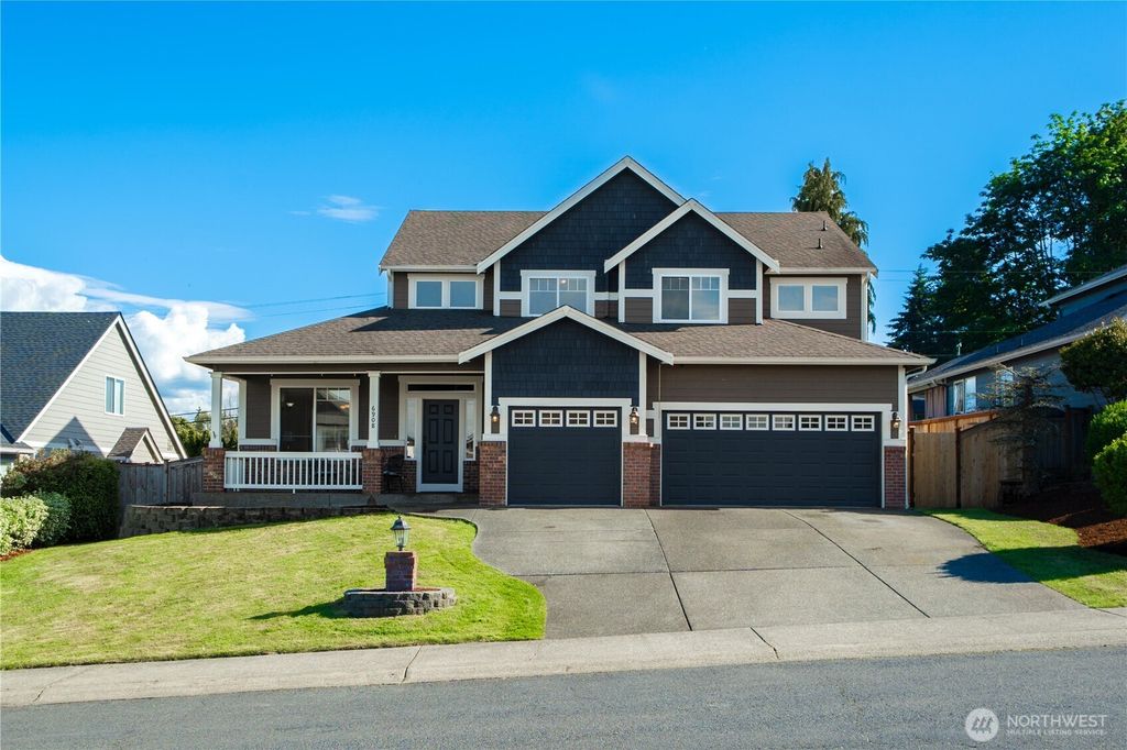 Photo of 6908 83rd Street Ct E, Puyallup, WA 98371 (MLS # 2526727)