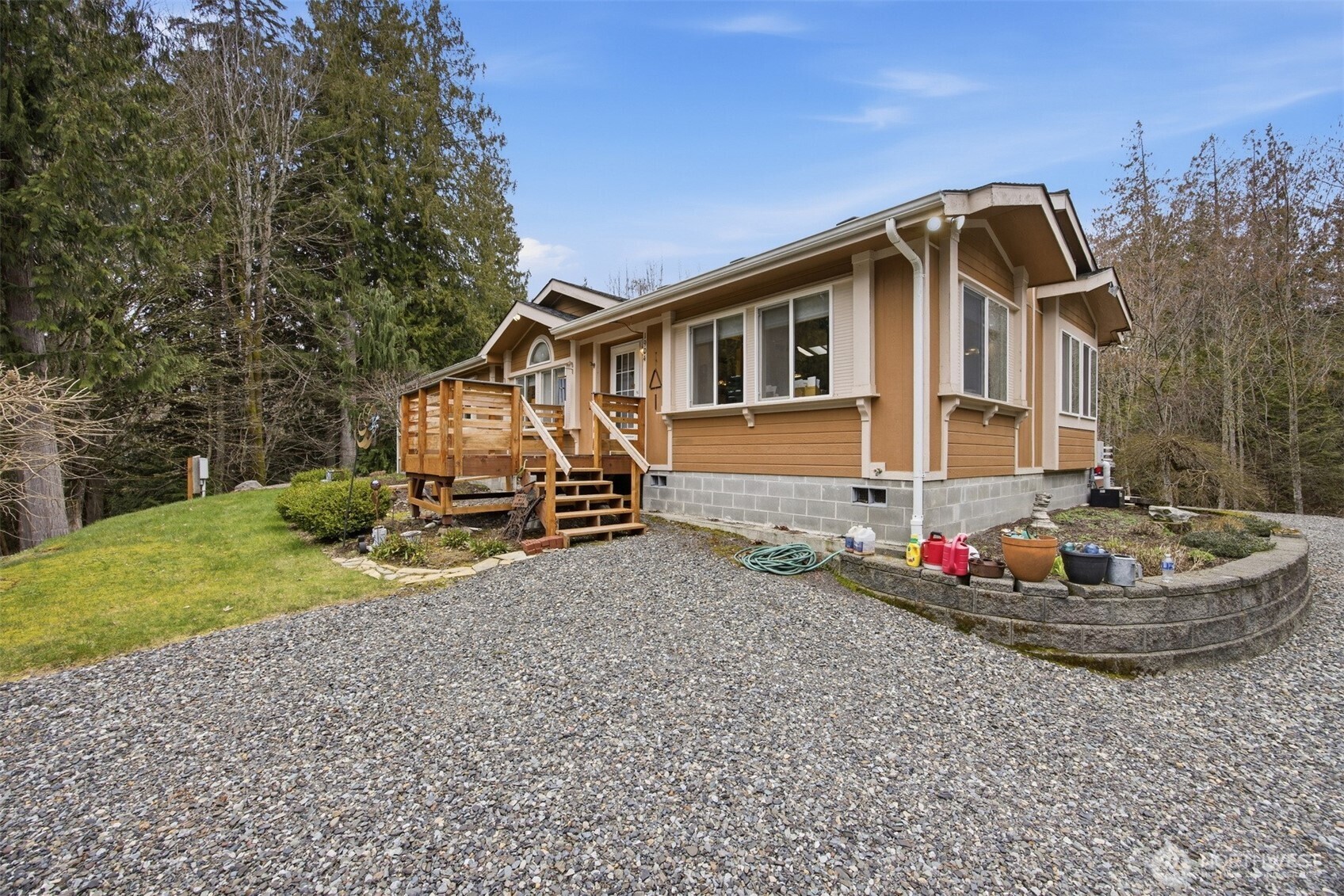 1904 Yew Street Road