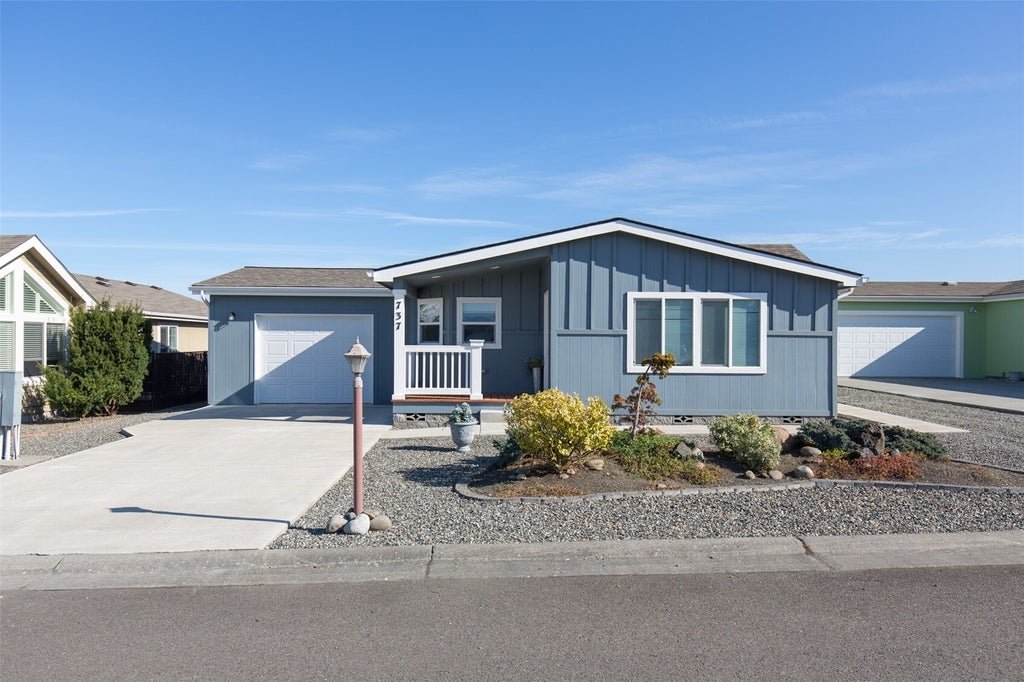 Photo of 737 W Heritage Loop, Sequim, WA 98382 (MLS # 2596052)