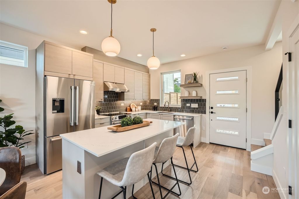 Photo of 1129 NW 61st Street #B, Seattle, WA 98107 (MLS # 2258093)