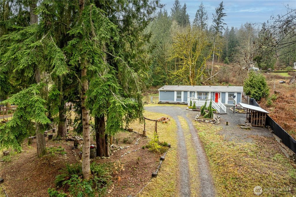 Photo of 5710 Robe Menzel Road, Granite Falls, WA 98252 (MLS # 2339657)