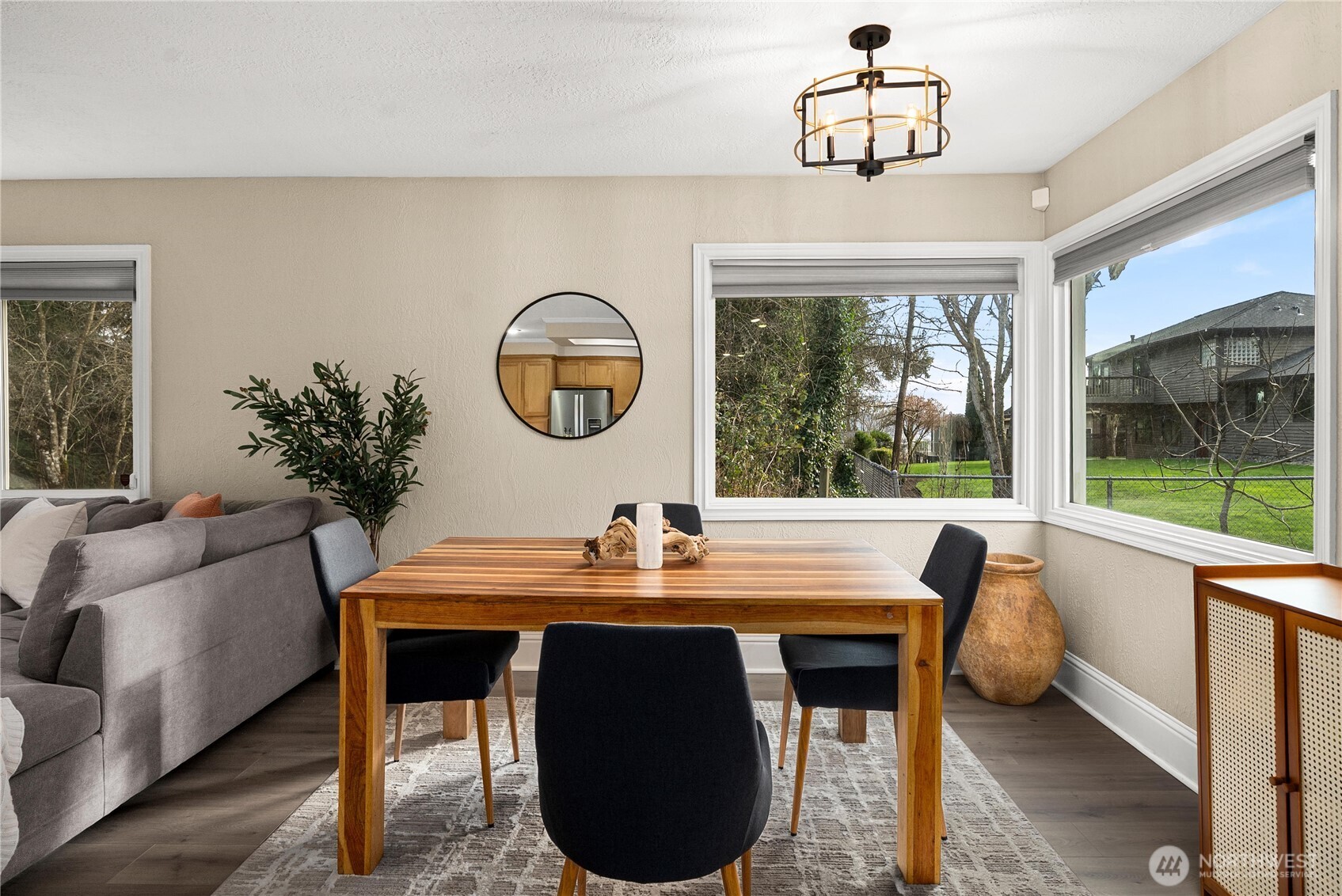 4414 Chrisella Road E