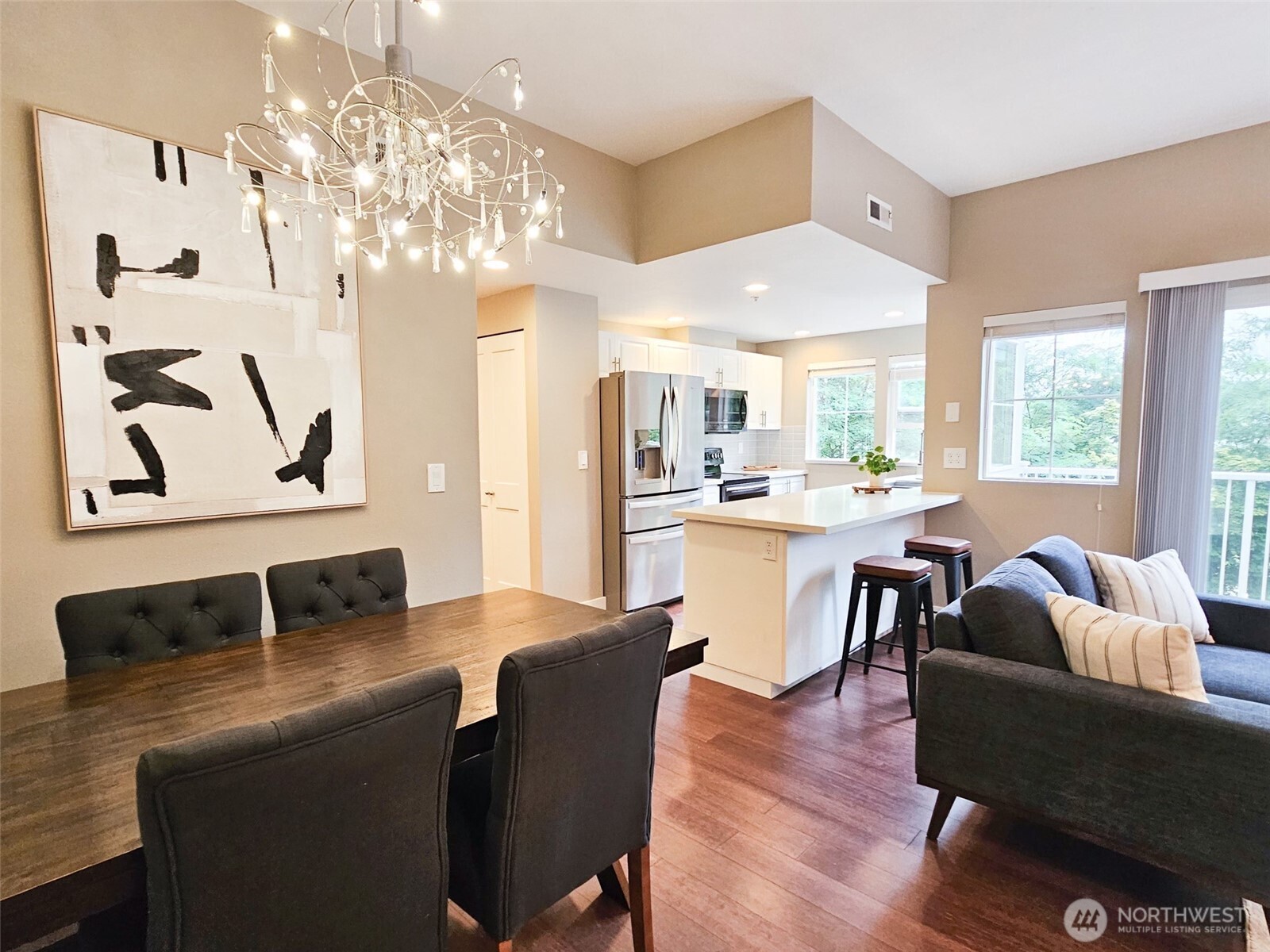 2272 Newport Way NW 1-4