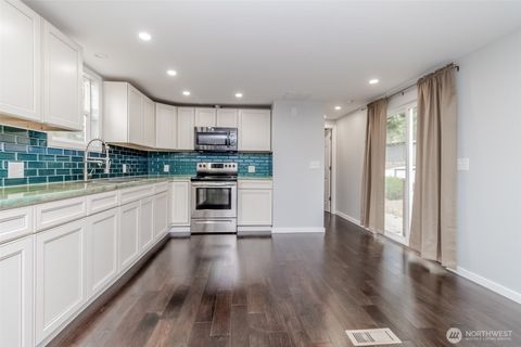 7705 158th Street Ct E 119 Puyallup WA 98375