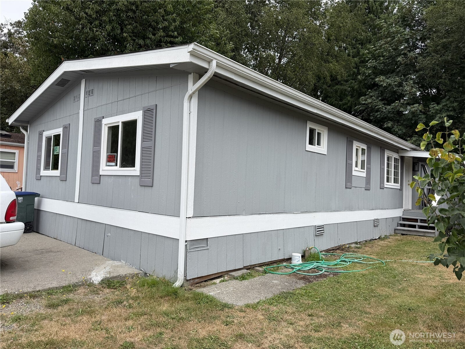 700 N Reed Street 6