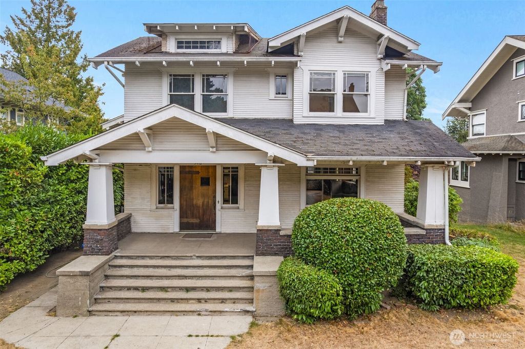 Photo of 946 22nd Avenue E, Seattle, WA 98112 (MLS # 2432279)