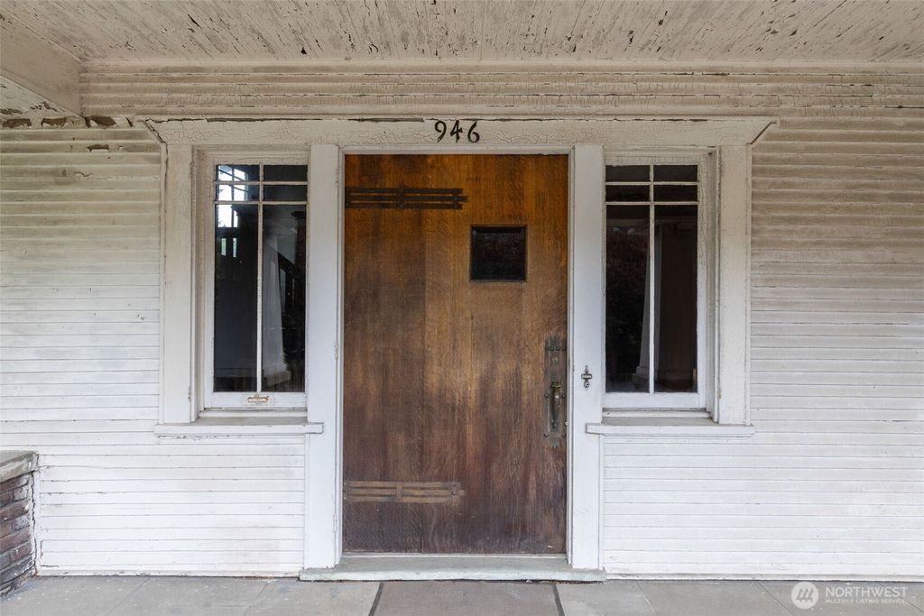 Photo of 946 22nd Avenue E, Seattle, WA 98112 (MLS # 2432279)