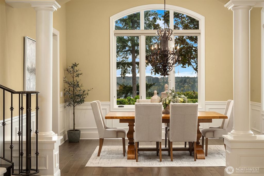 Photo of 20615 NE 16th Street, Sammamish, WA 98074 (MLS # 2500969)