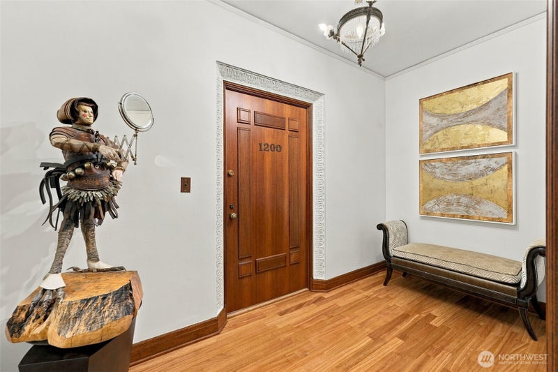 1223 Spring Street 1200