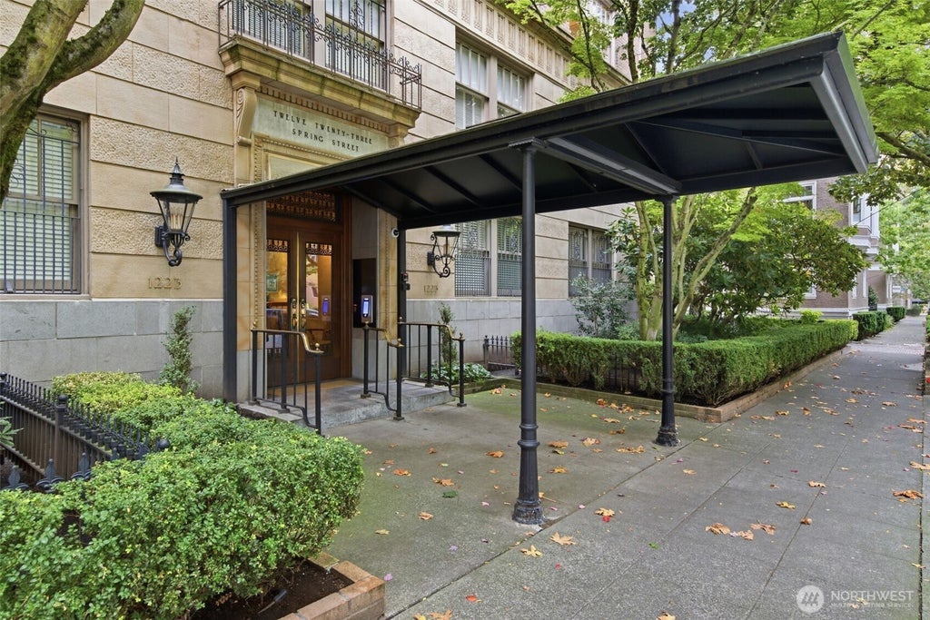 Photo of 1223 Spring Street #1200, Seattle, WA 98104 (MLS # 2588042)