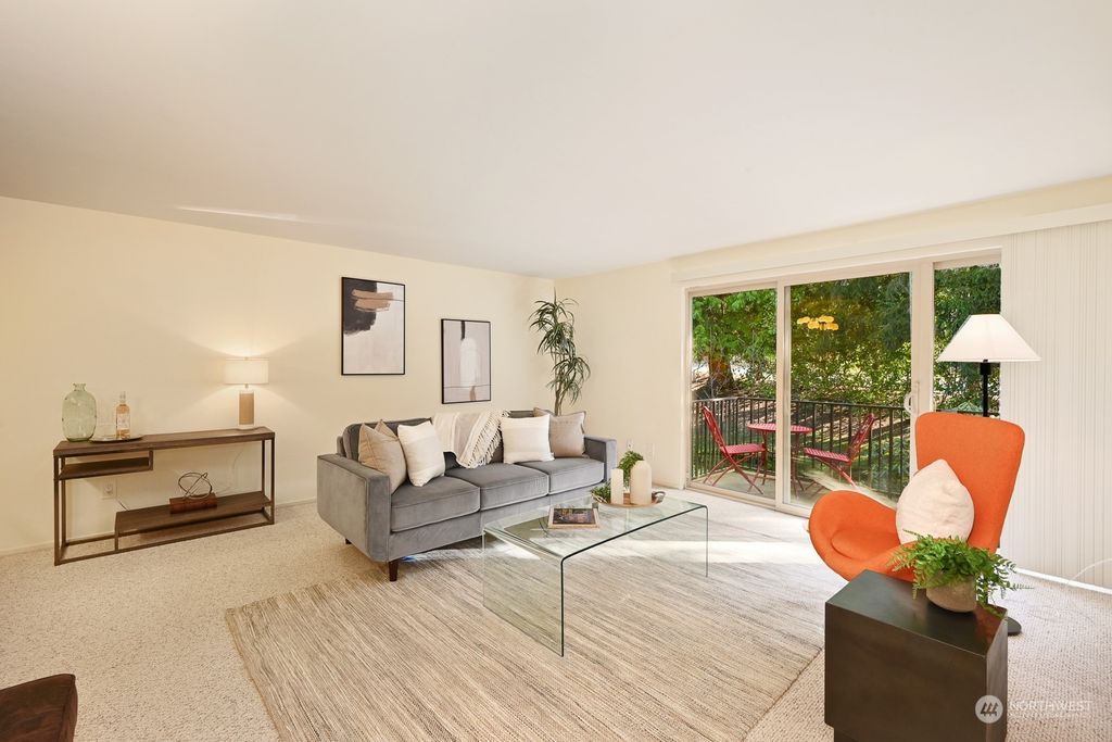 Photo of 11208 NE 68th Street #122, Kirkland, WA 98033 (MLS # 2202752)