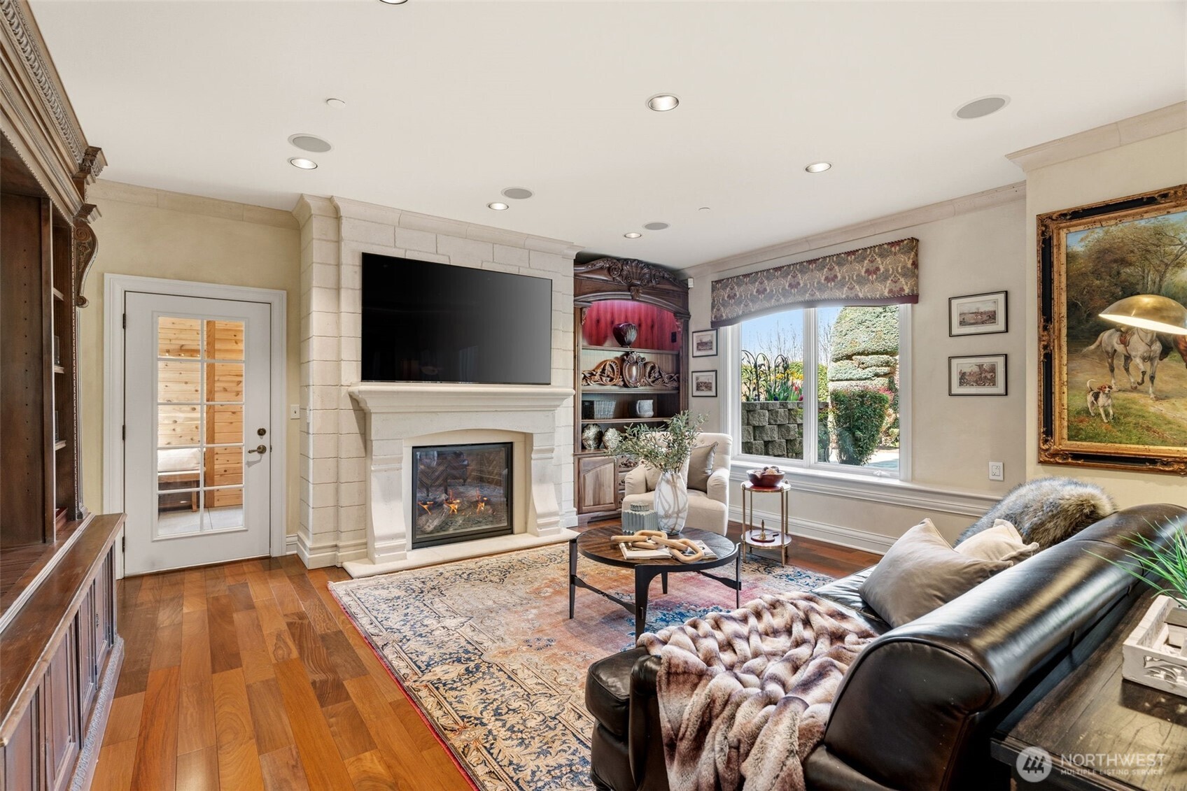 Edmonds, Washington, 98026, United States, 3 Bedrooms Bedrooms, ,4 BathroomsBathrooms,Residential,Active,2031409