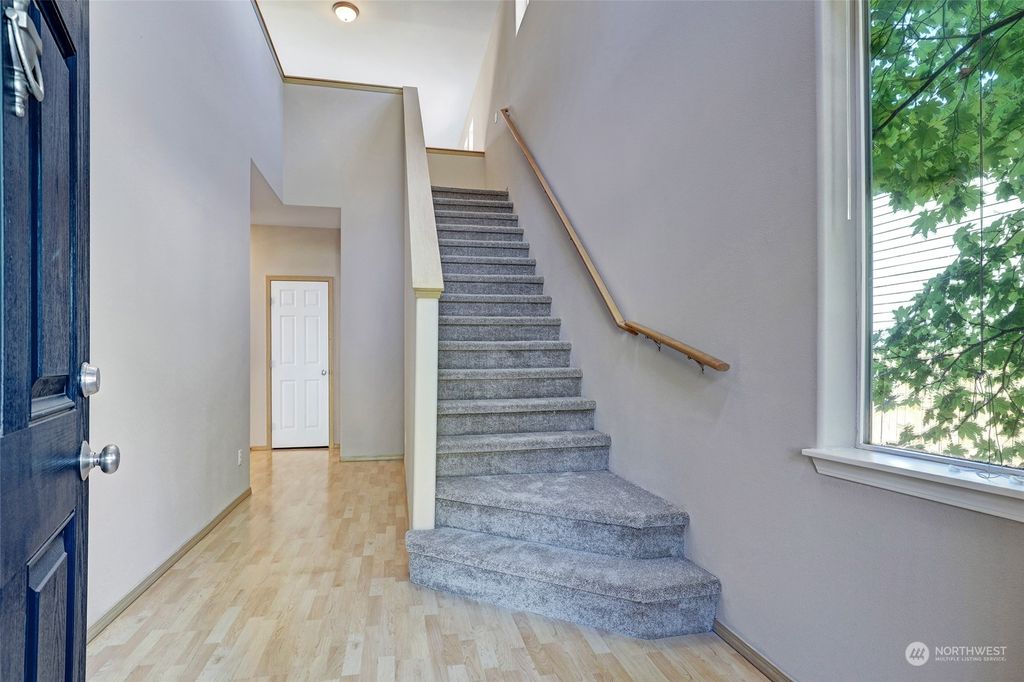 Photo of 24325 226th Avenue SE, Maple Valley, WA 98038 (MLS # 2129590)