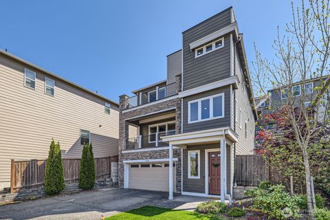 19524 81st Place NE Kenmore WA 98028