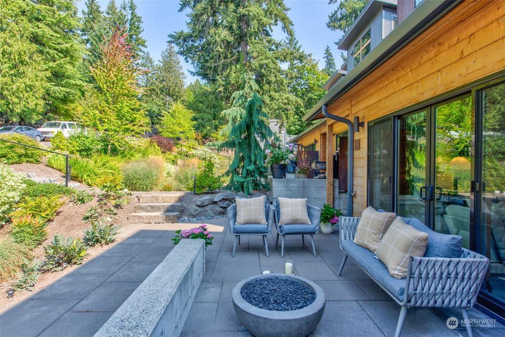 Photo of 10323 NE 189th Street #B, Bothell, WA 98011 (MLS # 2154318)