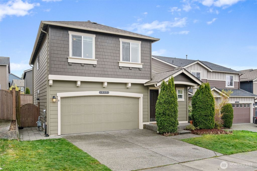 Photo of 412 201 Street SW, Lynnwood, WA 98036 (MLS # 2507492)