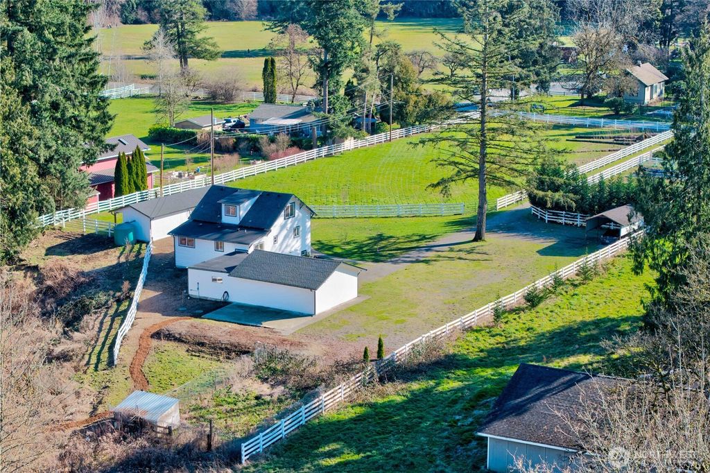 Photo of 18804 NE 116th Street, Redmond, WA 98052 (MLS # 2486869)