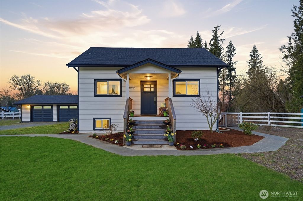 Photo of 18804 NE 116th Street, Redmond, WA 98052 (MLS # 2486869)