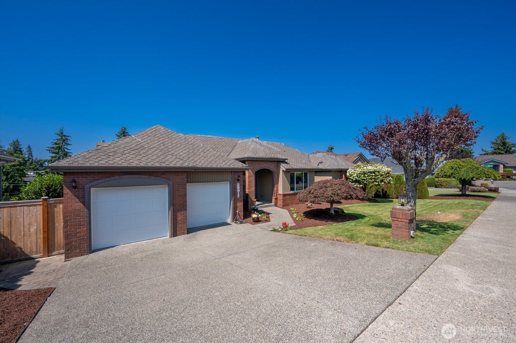 Photo of 29917 1st Place S, Federal Way, WA 98003 (MLS # 2565923)