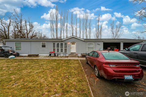Photo of 1321 Fair Street, Clarkston, WA 99403 (MLS # 2477453)
