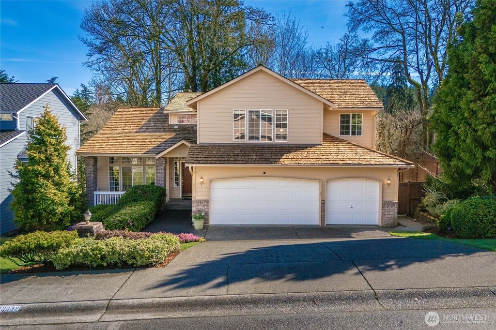 Photo of 33032 47th Avenue SW, Federal Way, WA 98023 (MLS # 2350236)