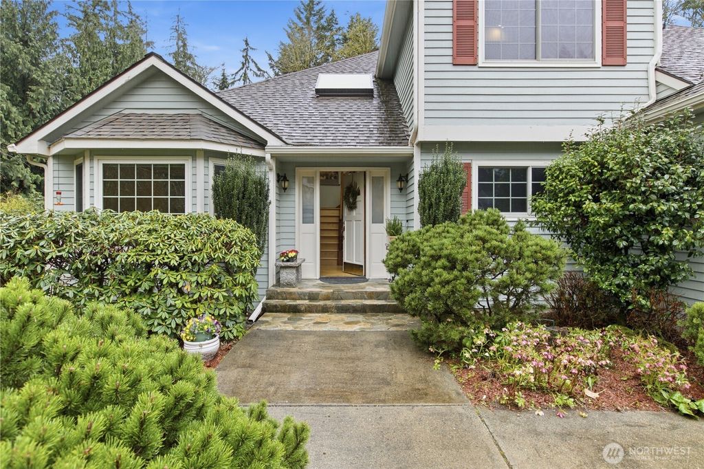 Photo of 28203 193rd Avenue SE, Kent, WA 98042 (MLS # 2464860)