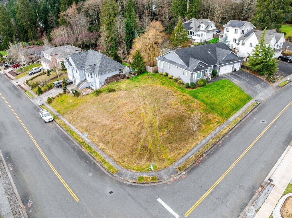 Photo of 267 W Beacon Hill Drive, Longview, WA 98632 (MLS # 2491413)