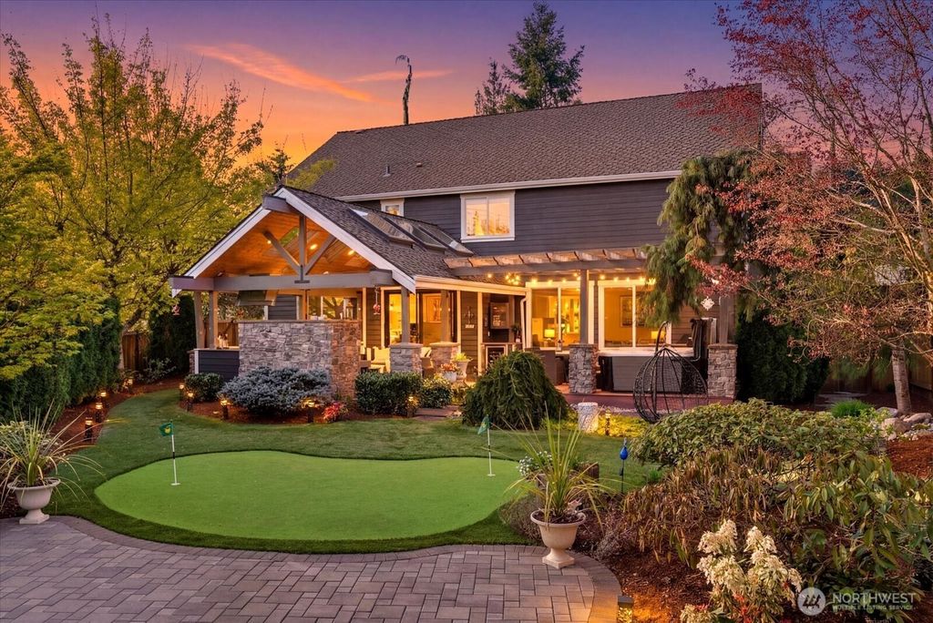 Photo of 8907 NE 152nd Place, Bothell, WA 98011 (MLS # 2506338)