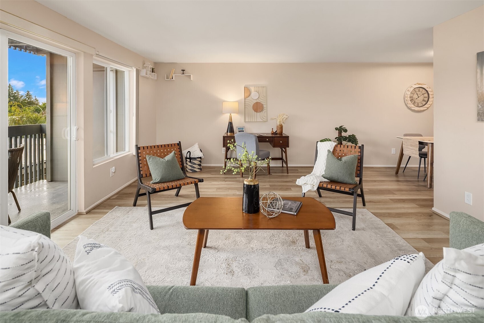 7064 35th Avenue NE 13