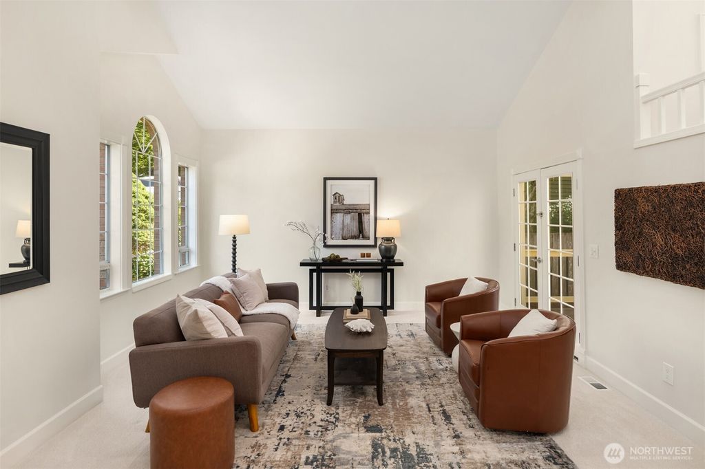 Photo of 22925 NE 15th Place, Sammamish, WA 98074 (MLS # 2432428)